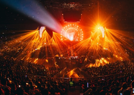 mile米乐集团LED显示屏闪耀痛仰乐队天津演唱会